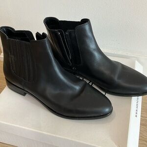 Steve Madden Black Leather Bootie for Fall. Like new!